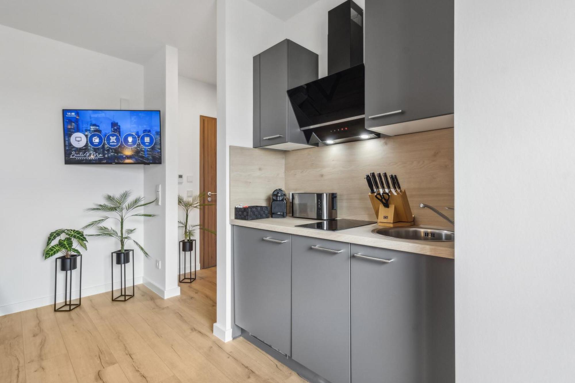Suite4Me - Moderne Apartments I Kueche I Balkon I Waschmaschine ディーツェンバハ エクステリア 写真